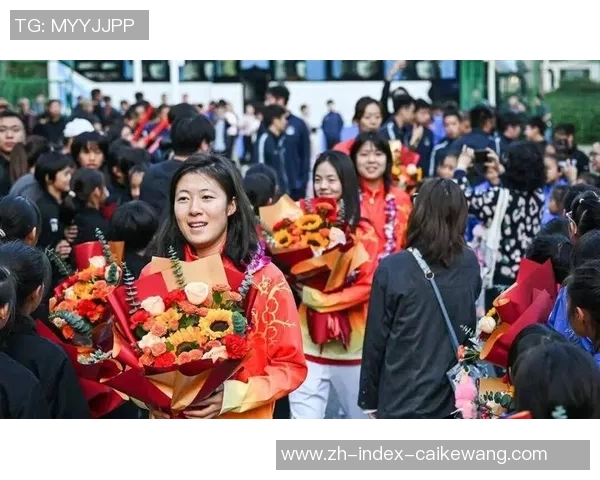 武汉女足一个月内征战全运会亚冠联赛与女超联赛展现强大实力